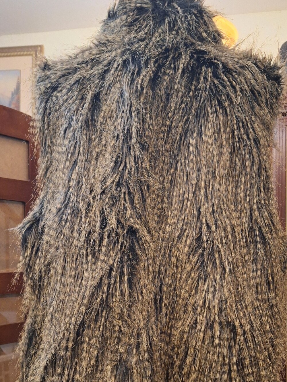 Faux Fur Vest by Fabulous Furs. Long Brown Faux Fur Open Front Vest. Size 3X - Picture 2 of 4